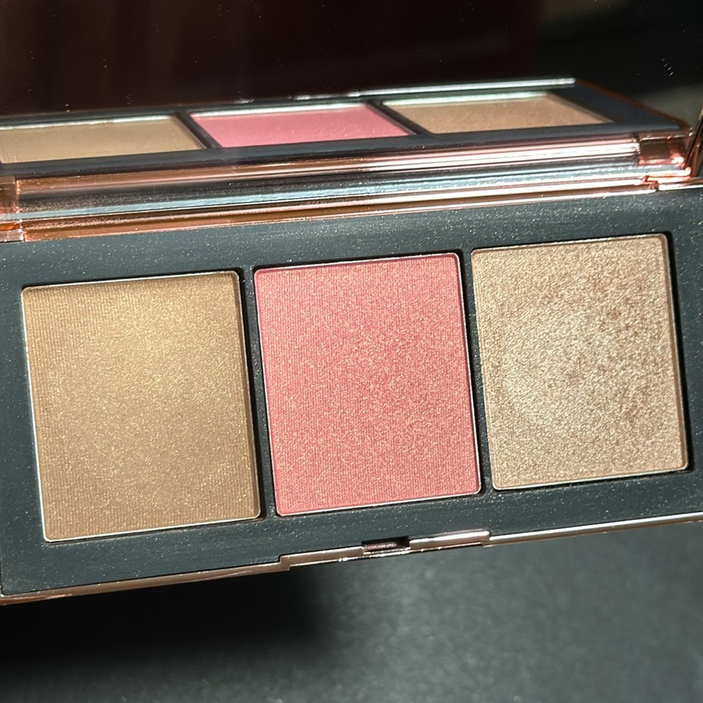 NARS Orgasm Infatuation Cheek Palette - Picture 4 of 8